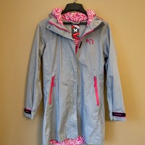 Kari Traa Wonem’s Long Jacket shell/Windbreaker